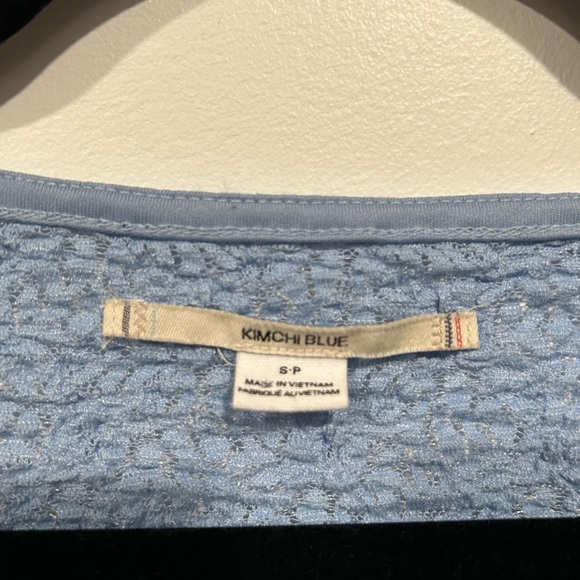 Kimchi Blue Light Blue Lace Ruched Top - Picture 3 of 6